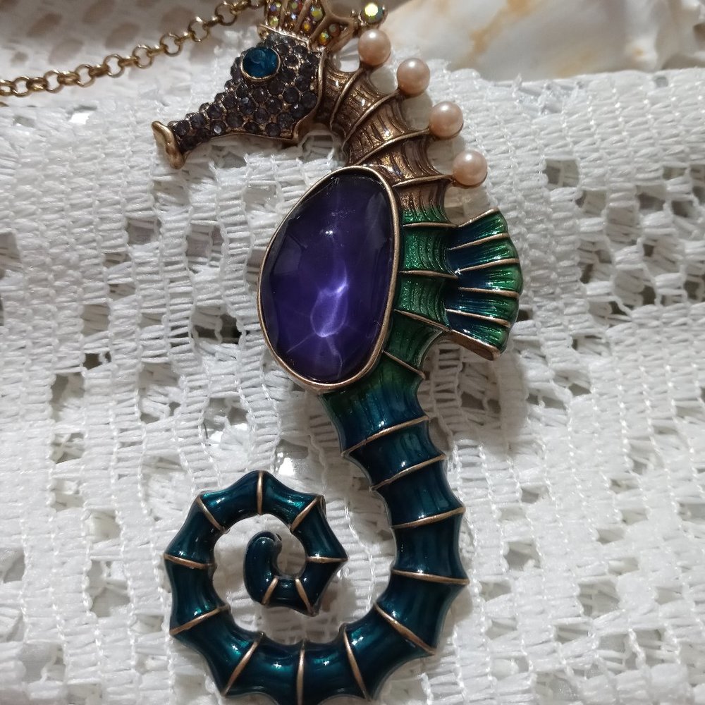 New with tag, Betsey Johnson Seahorse Pendant for Necklace.